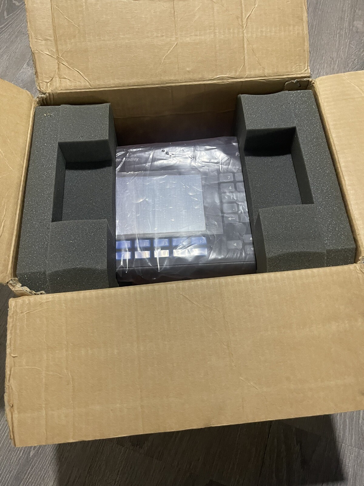 Surplus Open Allen Bradley 2711-B6C10 Ser B Frn 3.13 Panelview 600 Color Keypad
