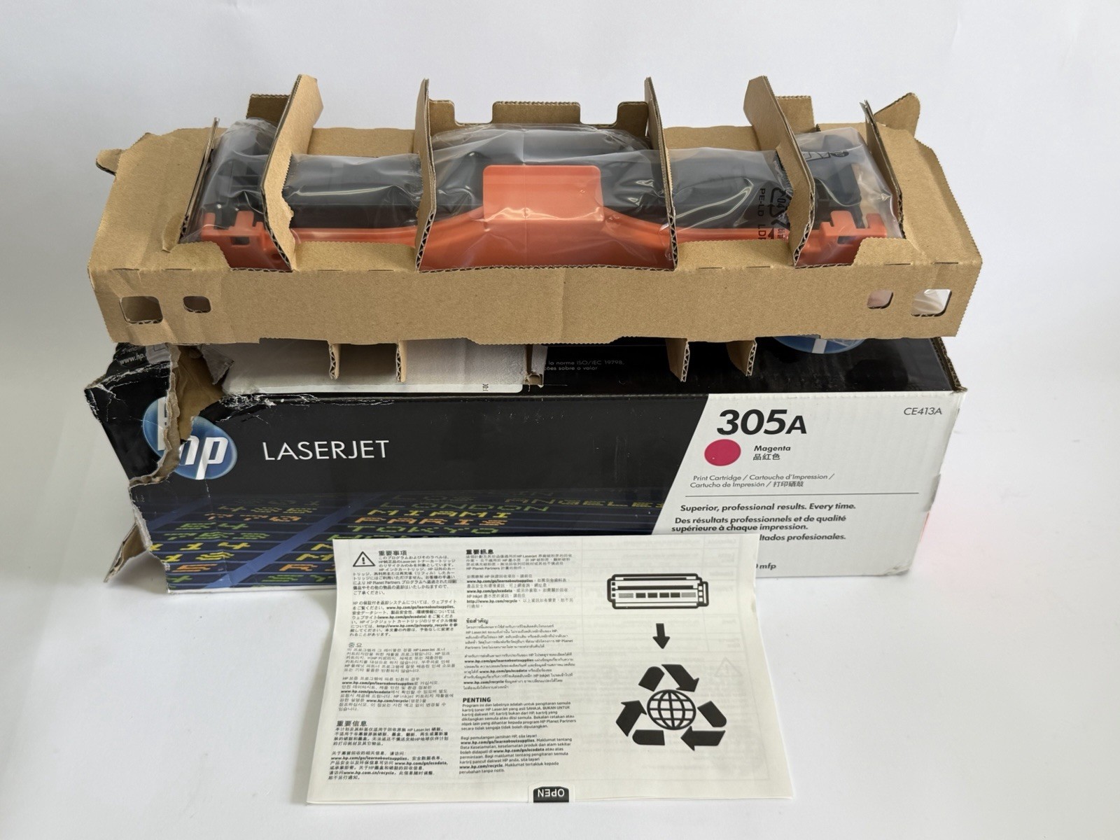 HP LaserJet 305A CE413A Magenta Toner Cartridge ~ Genuine ~ New Open Box