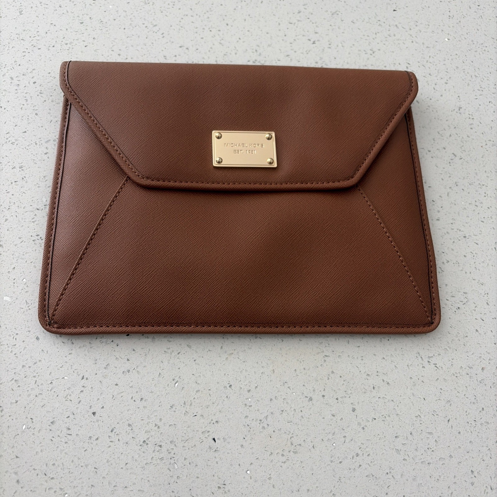 Michael Kors MK Saffiano Leather Laptop Sleeve Case 13.5x10 Tan Beige 2 Snap