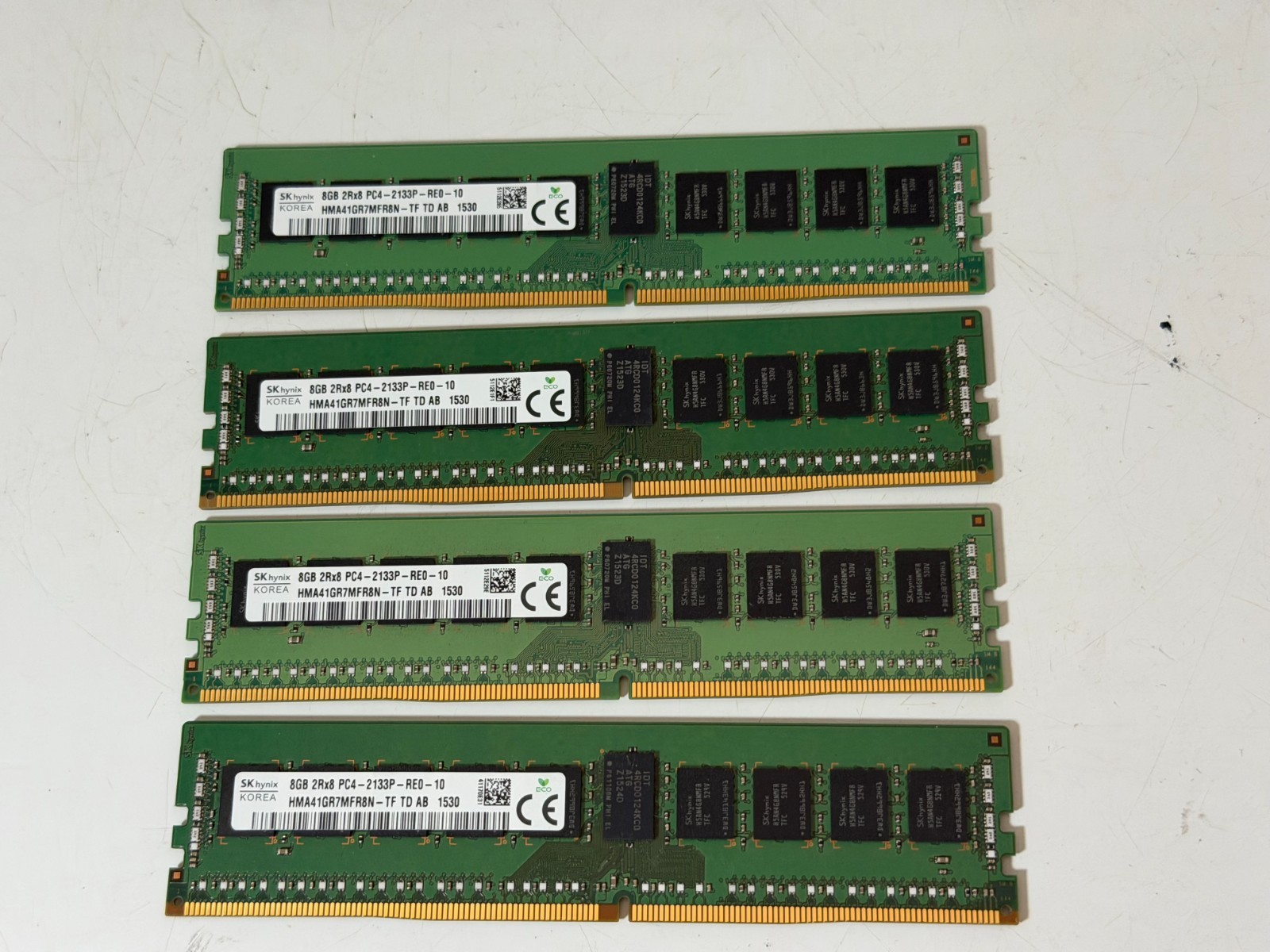 DDR4  32GB KIT (4x8GB)  SERVER MEMORY