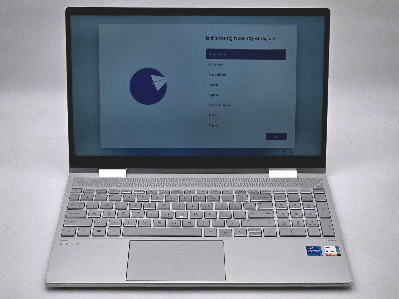 HP ENVY x360 15-ed1055wm 2-in-1 15" FHD Touch I5-1135G7 512GB SSD 16GB W11