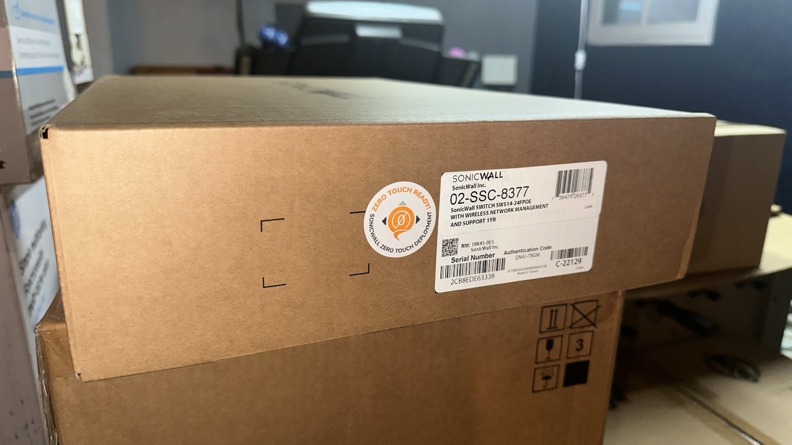 SonicWall (02-SSC-8377) SWS14-24FPOE 24-Port Managed Network Switch NEW Sealed