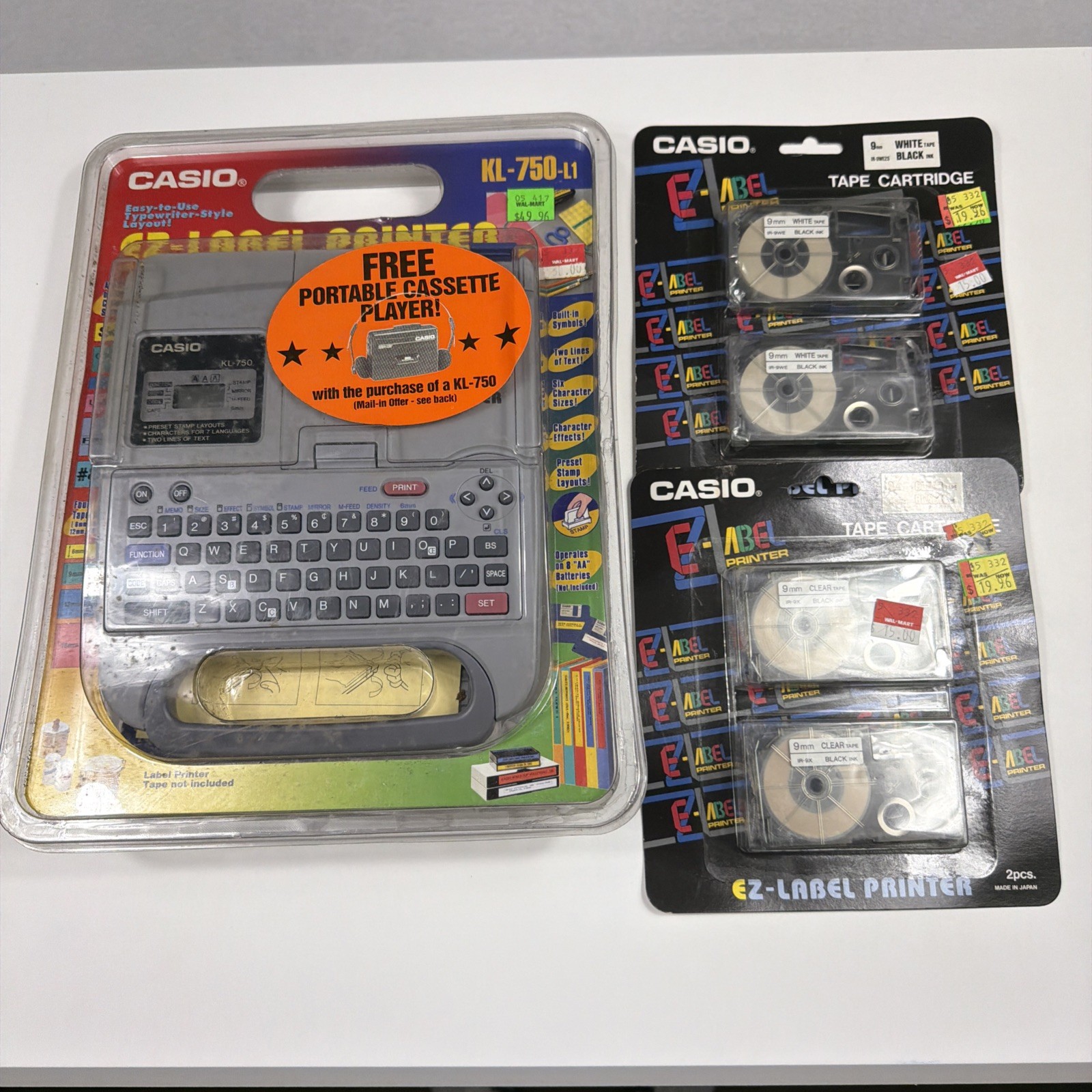 Casio KL-750-L1  EZ Label Printer Typewriter Style With 2 Packs Of Labels New