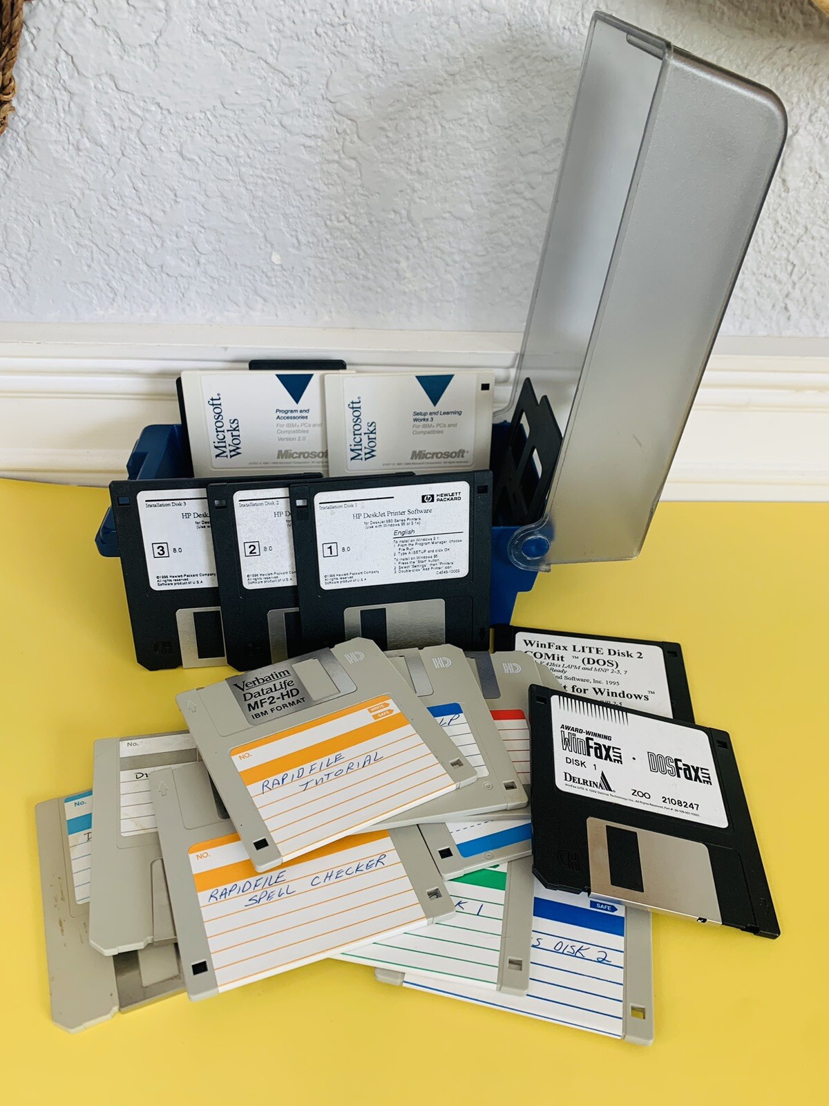 Vintage 80’s and 90’s 3.5" Floppy Disks x  17 with Container Microsoft Works HP