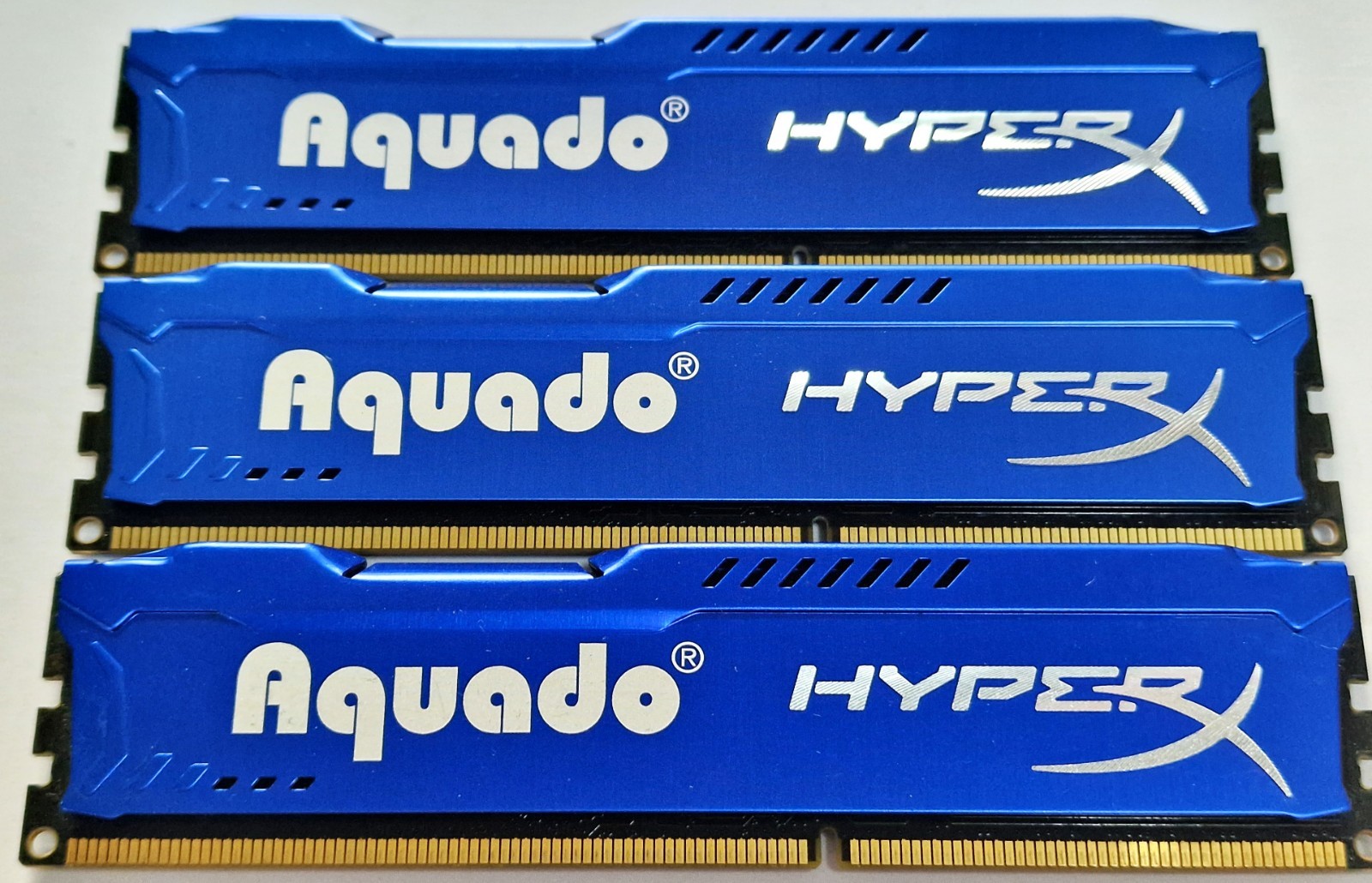 Kingston HyperX Aquado 12GB (3x 4GB) DDR3 Gaming RAM UDIMM 1600MHz CL10