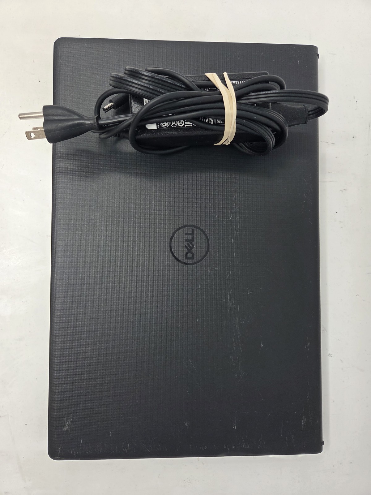 Dell Vostro 15 3510 15.6 FHD i5-1135G7 8GB RAM 256GB SSD Windows 11