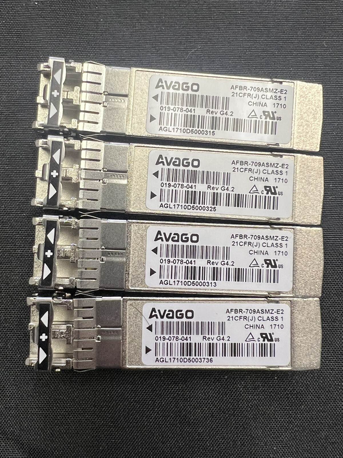 Lot of 4 Avago AFBR-709ASMZ-E2 10GBE SFP Transceiver Modules 019-078-041