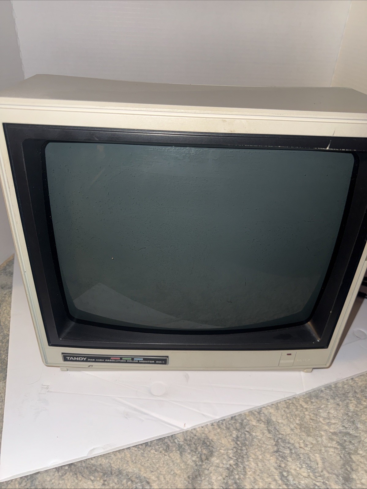 Tandy RGB High Resolution Color Computer Monitor CM-11 Model 26-5112 As Is