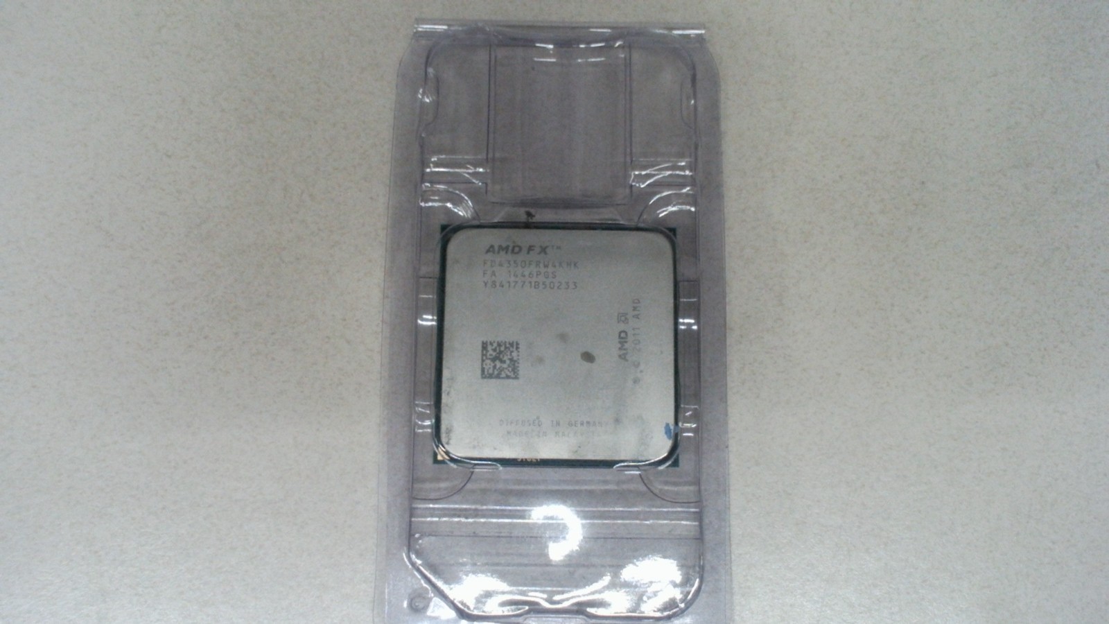 AMD FX-4350 4.2GHz Quad-Core CPU Processor FD4350FRW4KHK