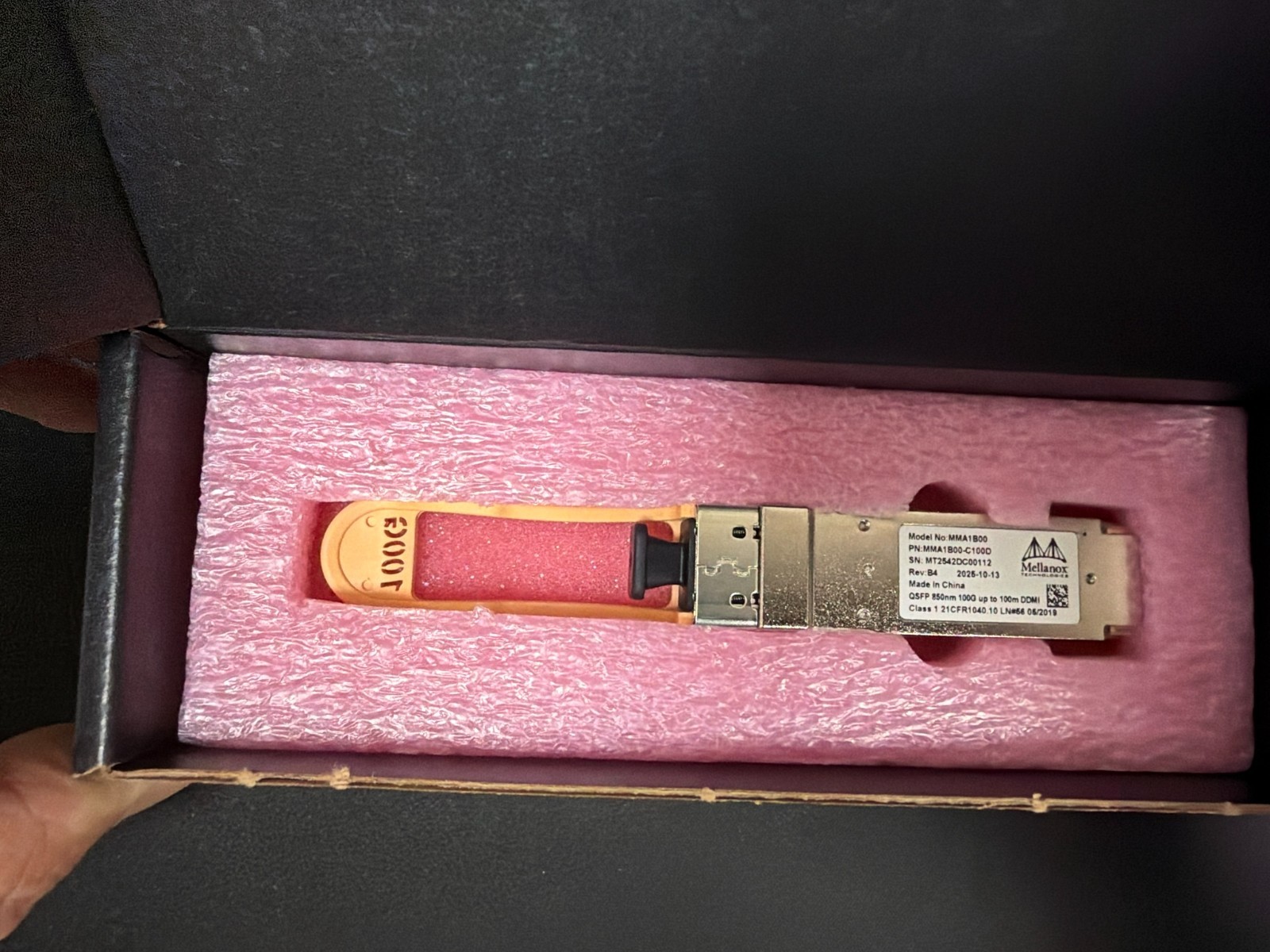 Mellanox MMA1B00-C100D 100G QSFP28 SR4 850nm MPO MMF Optical Transceiver