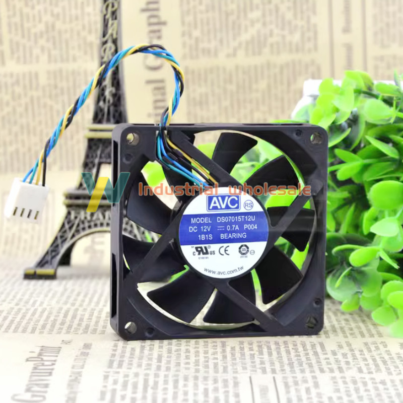 1PC new AVC DS07015T12U 7015 70mm x 15mm Cooler Cooling Fan PWM DC 12V 0.7A 4Pin