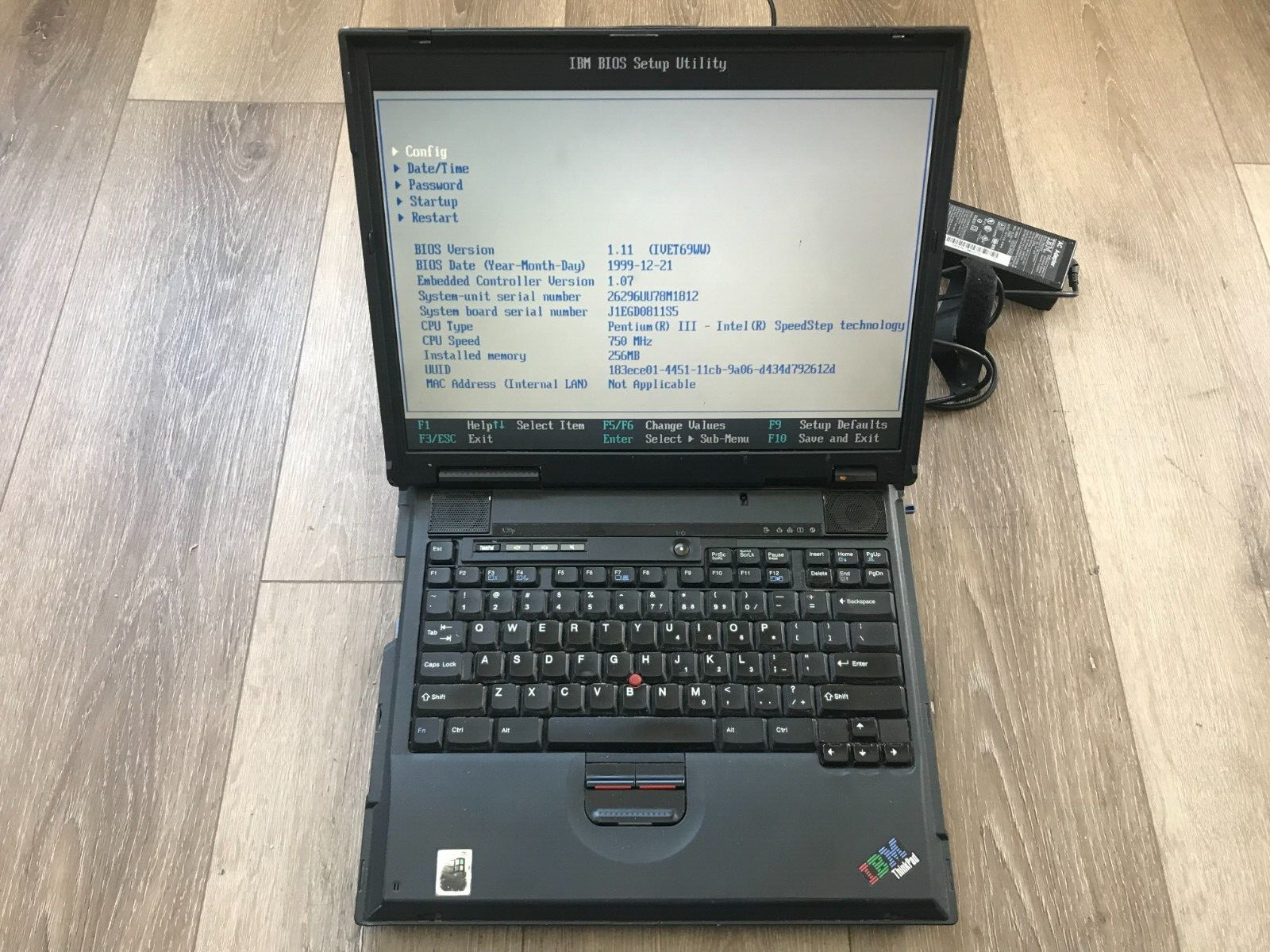 IBM Thinkpad A20p Type 2629-6UU 15" Intel Pentium III 750GHz 256 MB RAM 40GB HDD