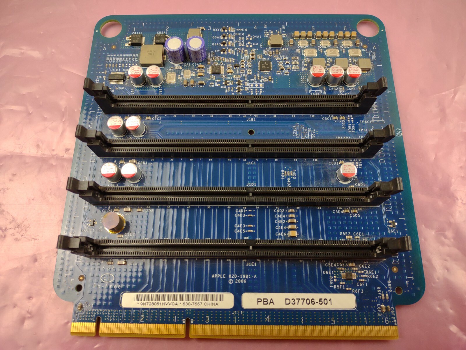 Apple Mac Pro A1186 2006-2007 Memory Riser Board Card 630-7667 820-1981-A 