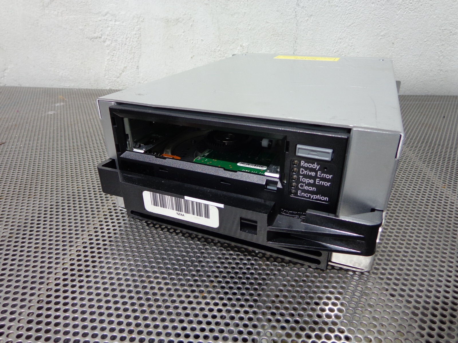 Quantum HP LTO-6 FC 8Gb Tape Drive 8-00976-01-DVT UF-HE-LTO6-FC Ena