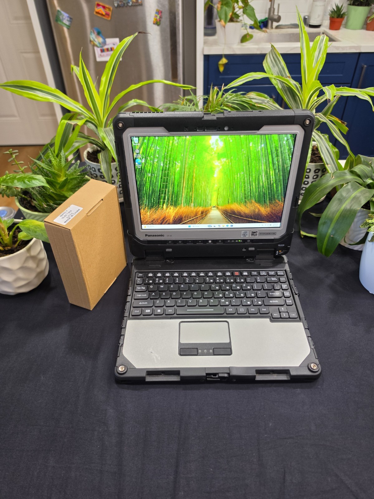 Panasonic Toughbook CF-33 Mk2 i5-10810U 16GB 1TB NVMe 4G LTE NEW BATTERY