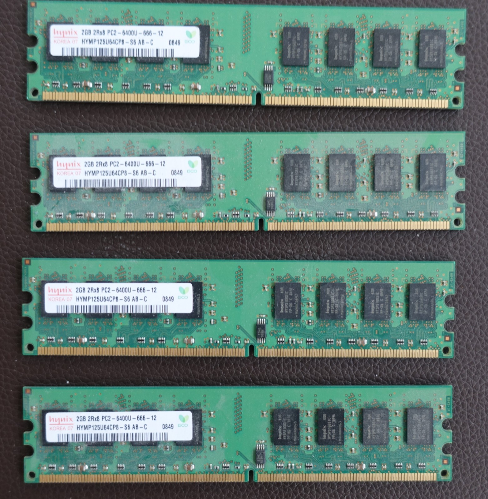 8 GB (4 x 2 GB) Hynix 2Rx8 PC2-6400U-666-12 Memory DDR2-800 SDRAM