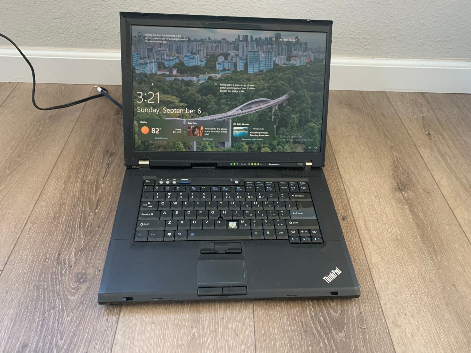 Lenovo ThinkPad T500 15.4" Intel Core 2 Duo P8600 2.40GHz 4GBRAM 168GB SSD Win10