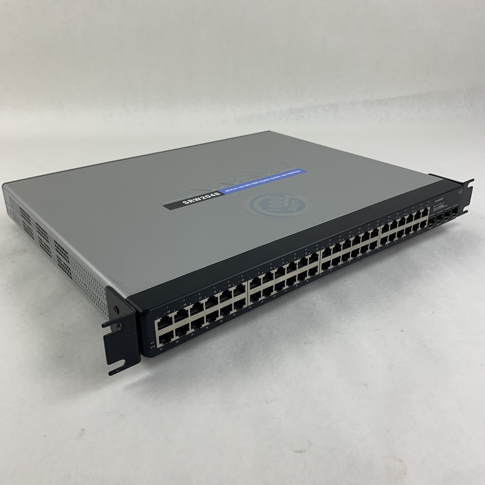 Linksys SRW2048 48 Port 10/100/1000 Gigabit Switch Tested Reset