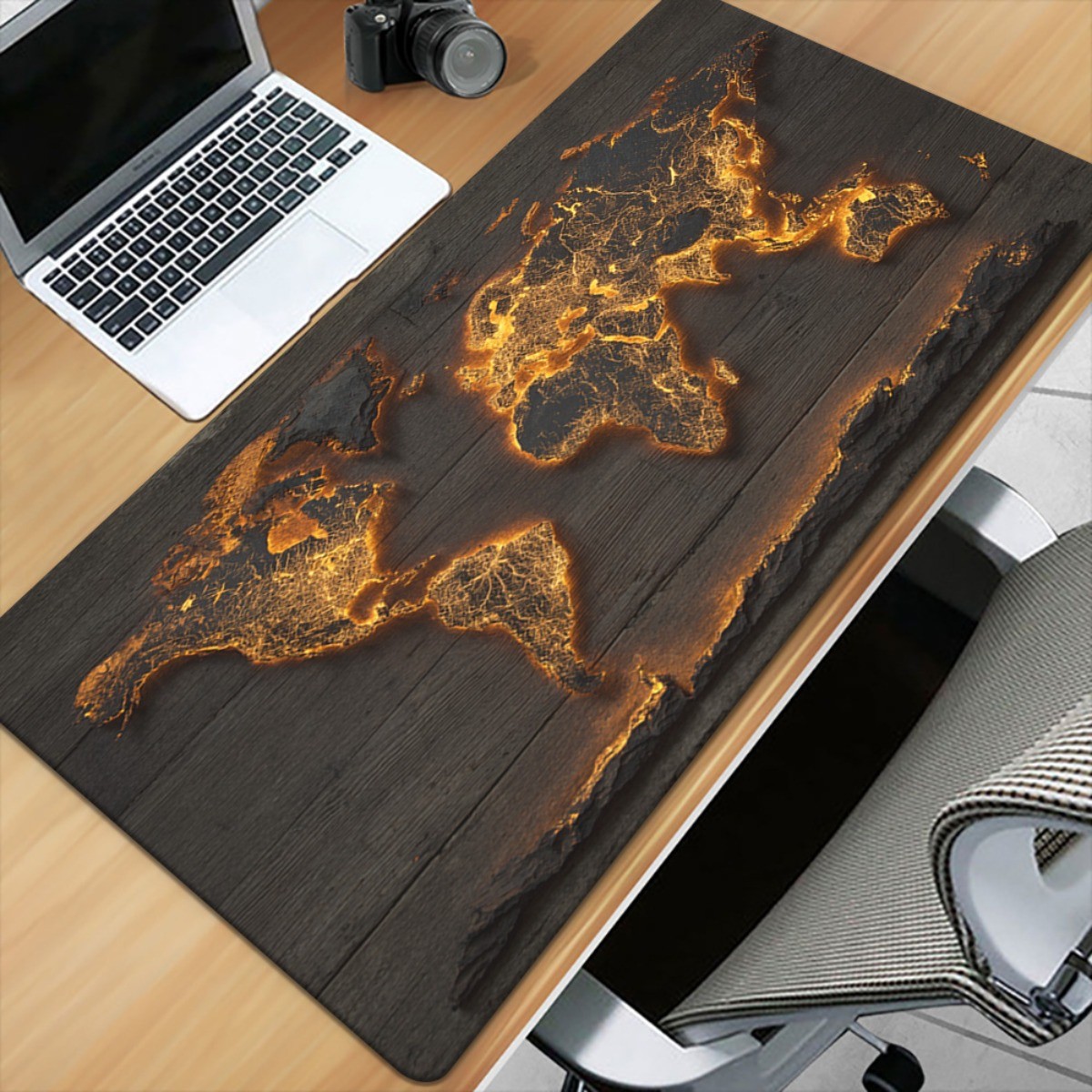 1pc of Globe'S Bold Stare, Desk Mat, Gaming And Office Decoration, Non-Slip Ru