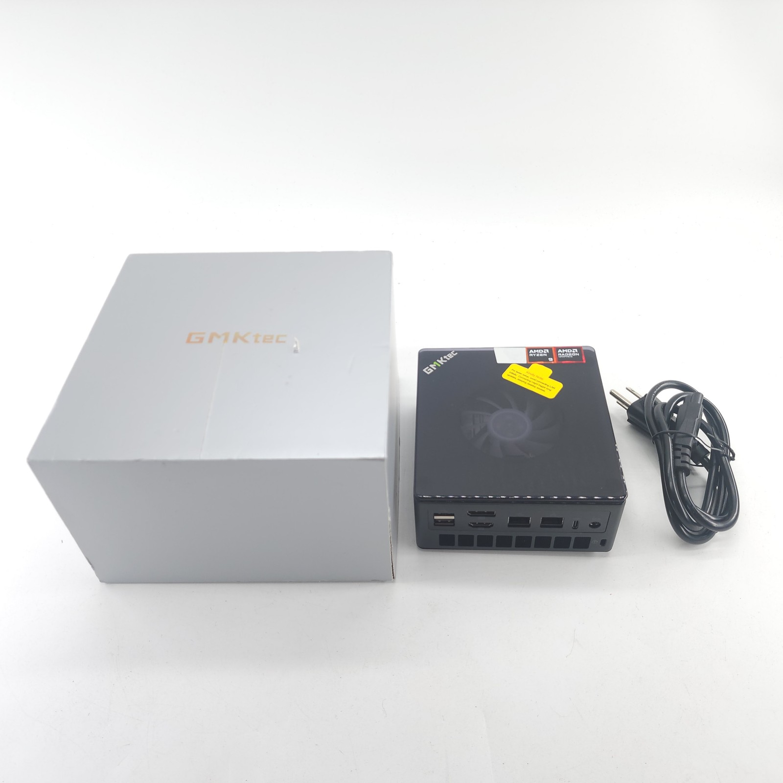 GMKtec NucBox K11 Mini PC AMD Ryzen 9 8945HS 64GB RAM 1TB SSD