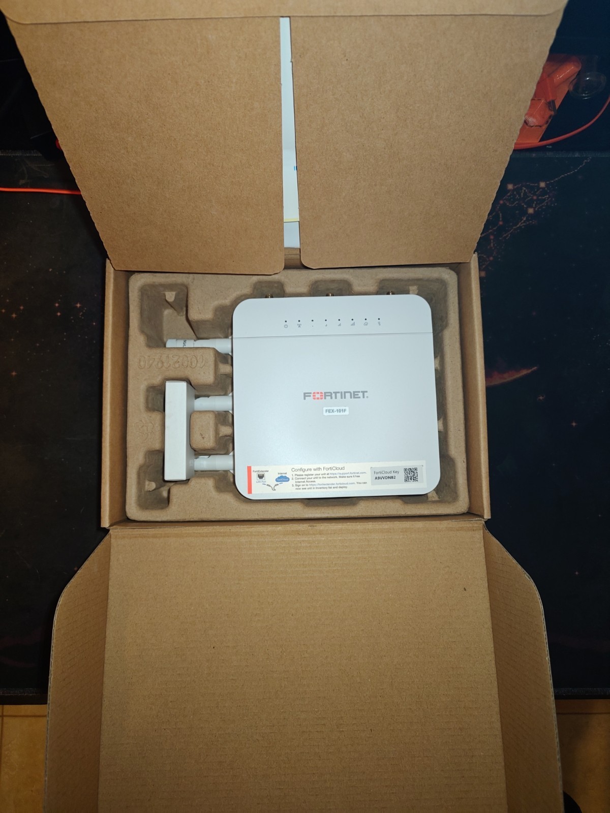 Fortinet FortiExtender 101F FEX-101F-AM
