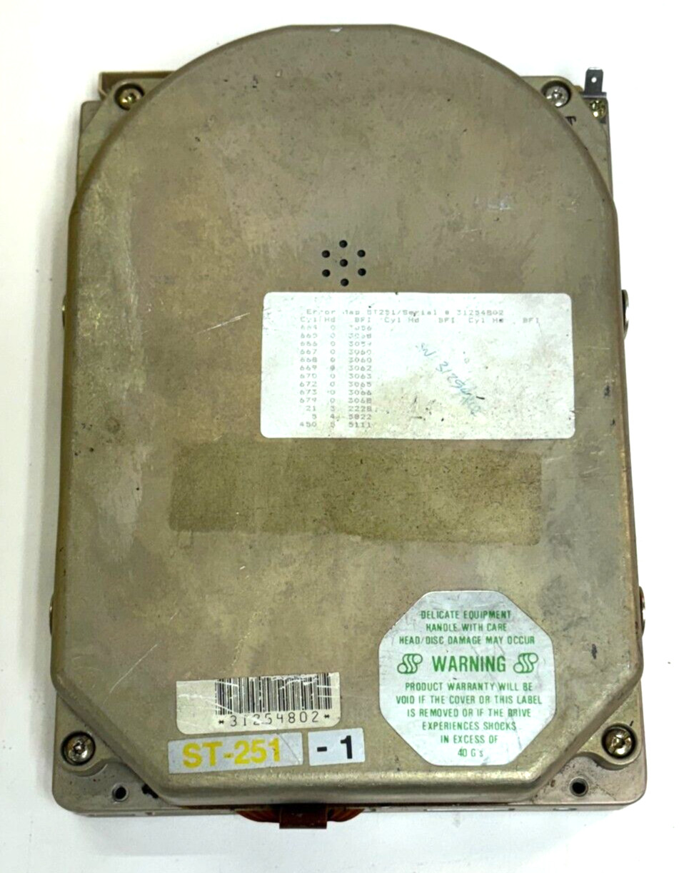 SEAGATE TECHNOLOGY HARD DRIVE ST-251-1 OAD OF 8" X 5-5/8" X 1-11/16"