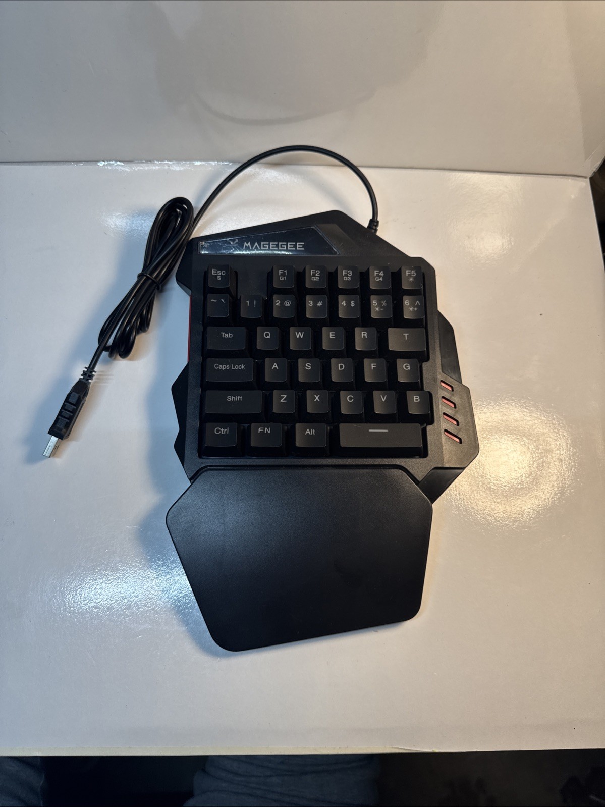 MageGee MK-AXE One-Handed Mechanical Gaming Keyboard RGB Backlight Mini