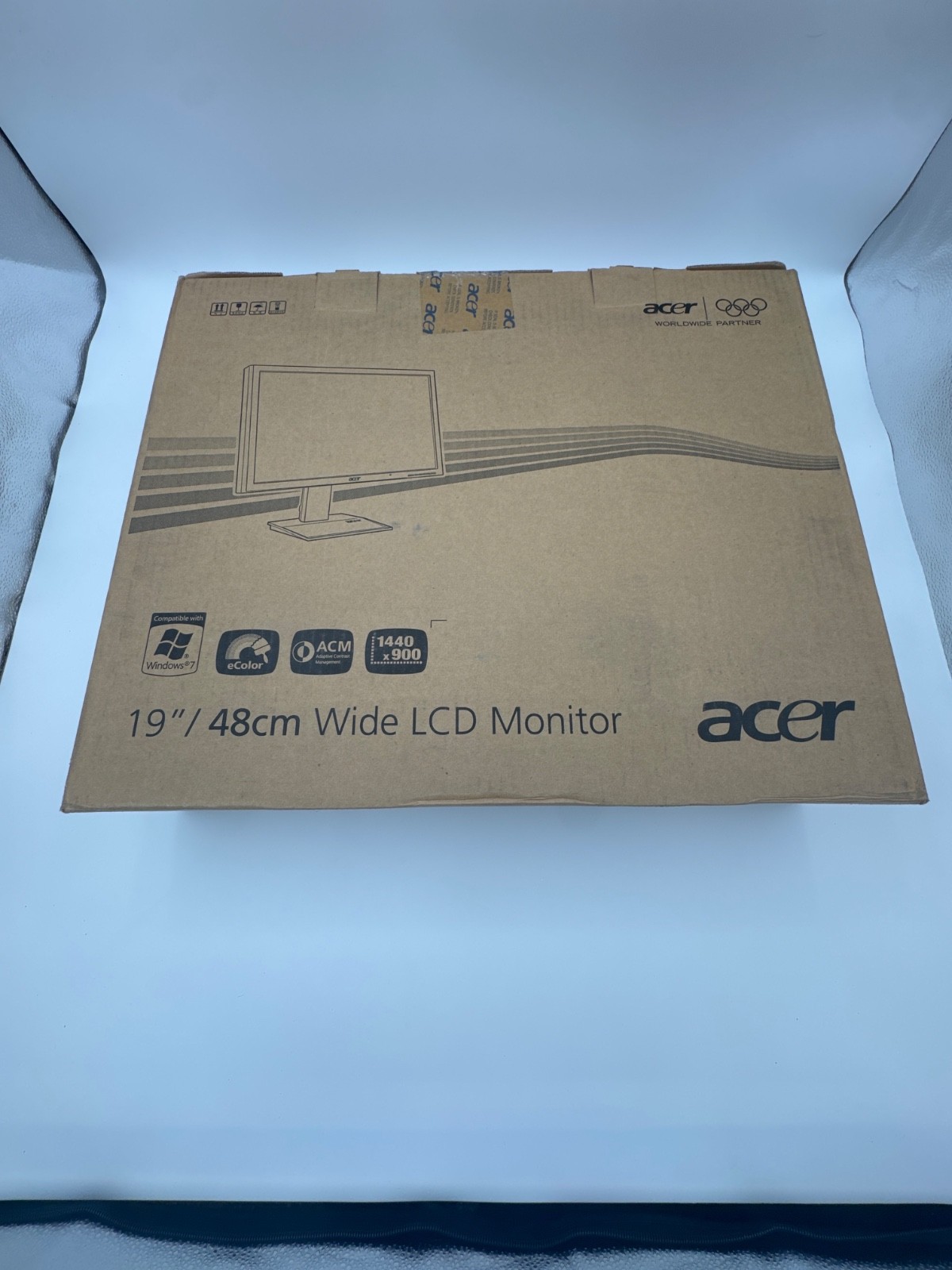 Acer V193W 19" LCD Widescreen Monitor VGA DVI Computer Display New In Box