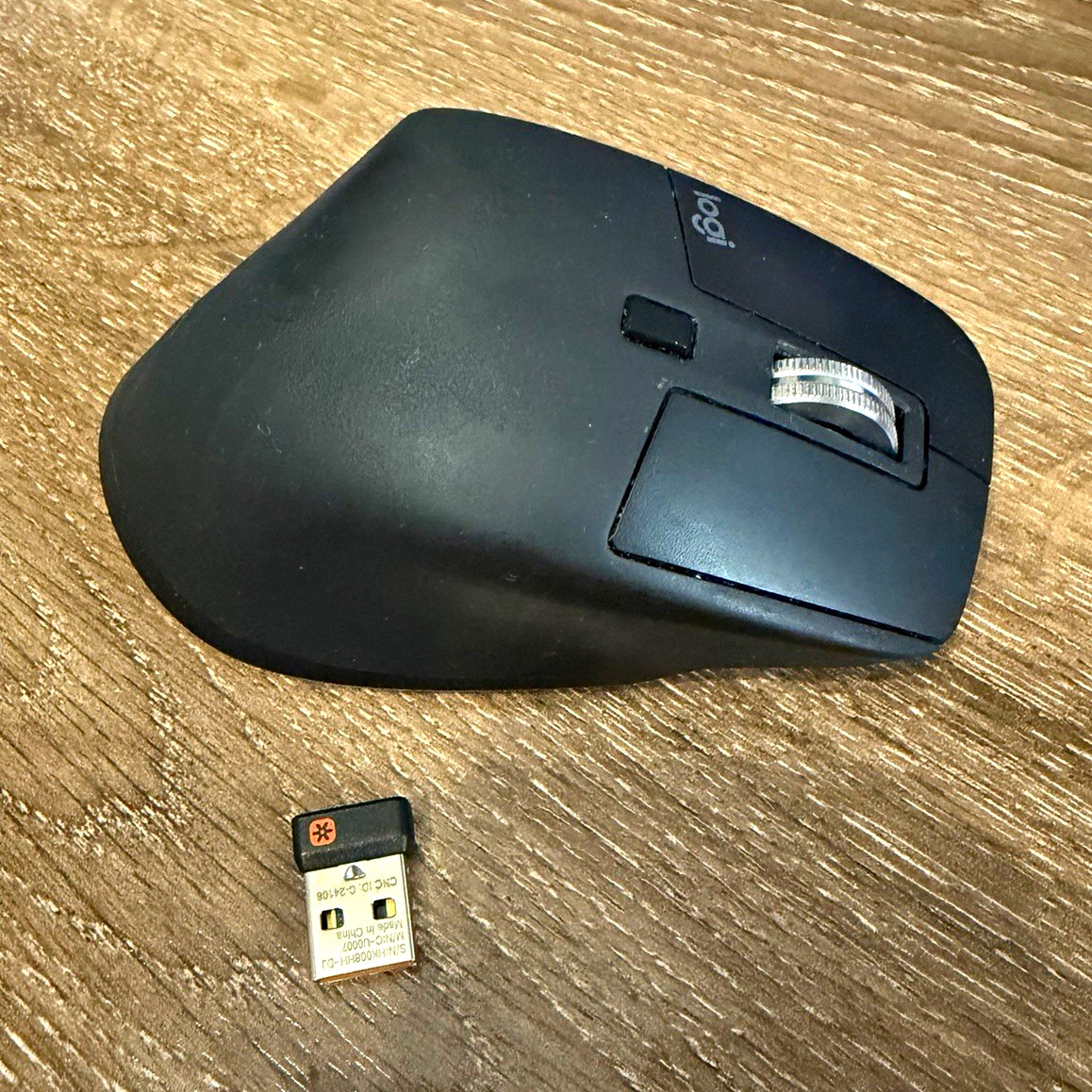 Logitech MX Master 3 Wireless Optical Mouse Black USB Receiver 7-Button 4000