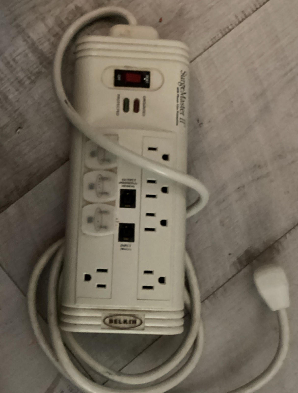 Belkin Premiere Surge Master 2 8 Outlets