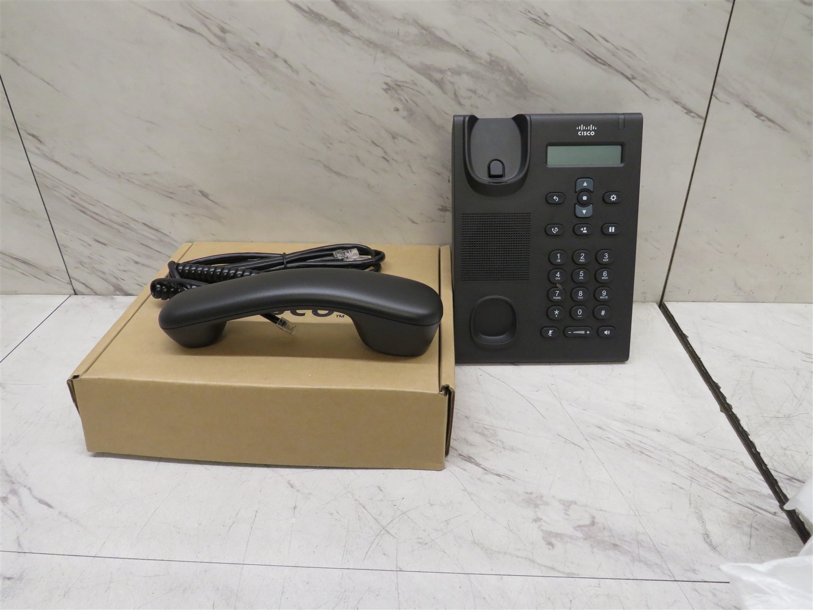 NEW OPEN BOX Cisco CP-3905 74-8071-04 Unified SIP VoIP Phone PoE