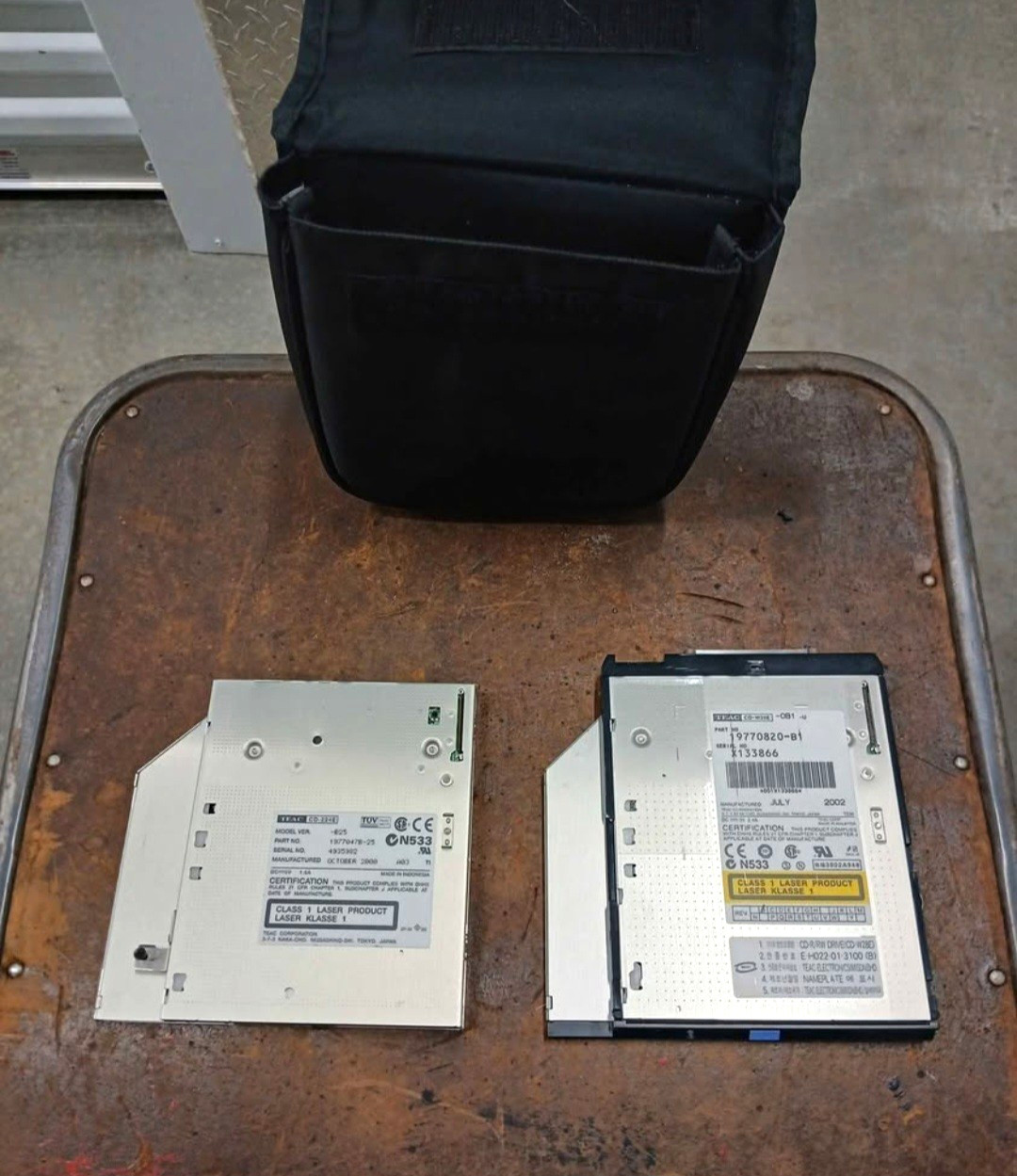 TEAC CD-224E Laptop IDE Internal CD-ROM/CD-RW Drive Lot of 2 Removable