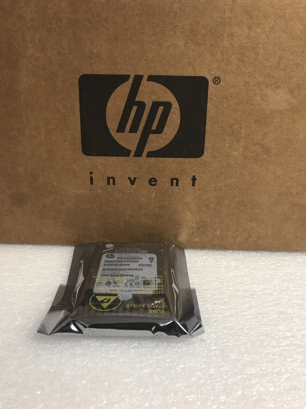 HP EG0300FBDSP 599476-001 300GB 10K 2.5" SAS SC HARD DRIVE G8