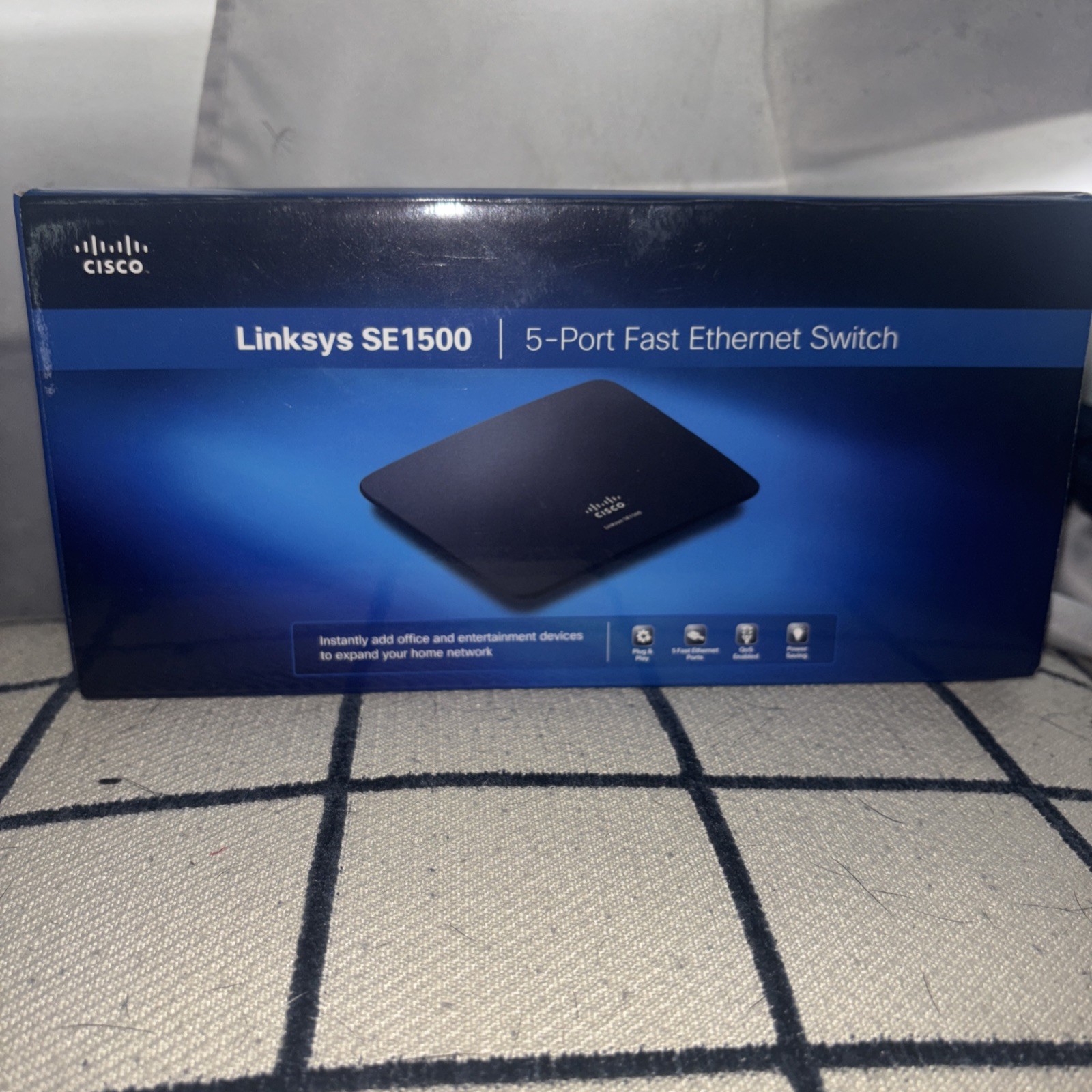 New Genuine Cisco LINKSYS SE1500 5-Port Fast Ethernet Switch Open Box