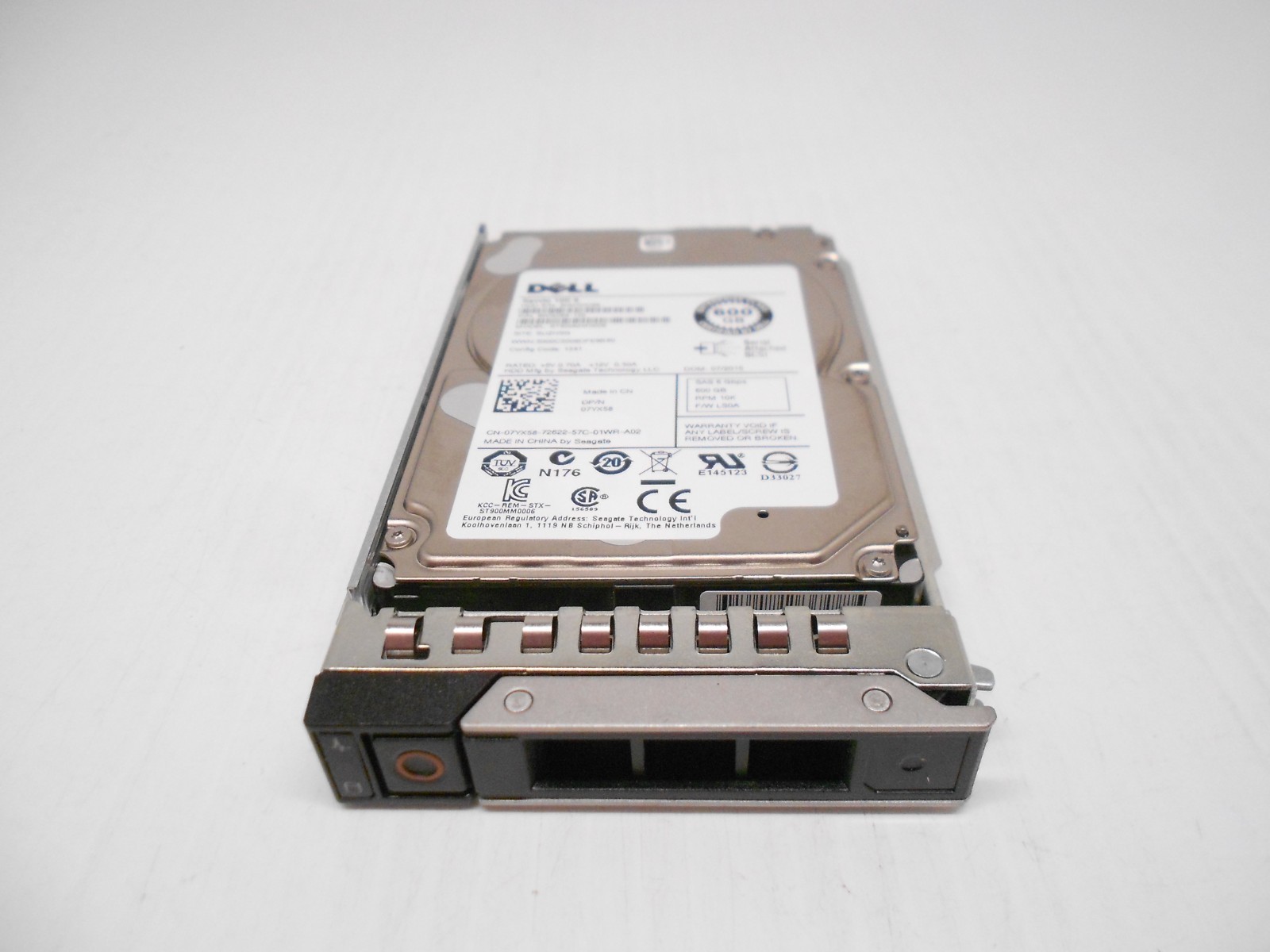Dell 7YX58 600GB 10K 2.5" SAS Hard Drive Gen 14/15 R740 R740xd R7415 R940 R640