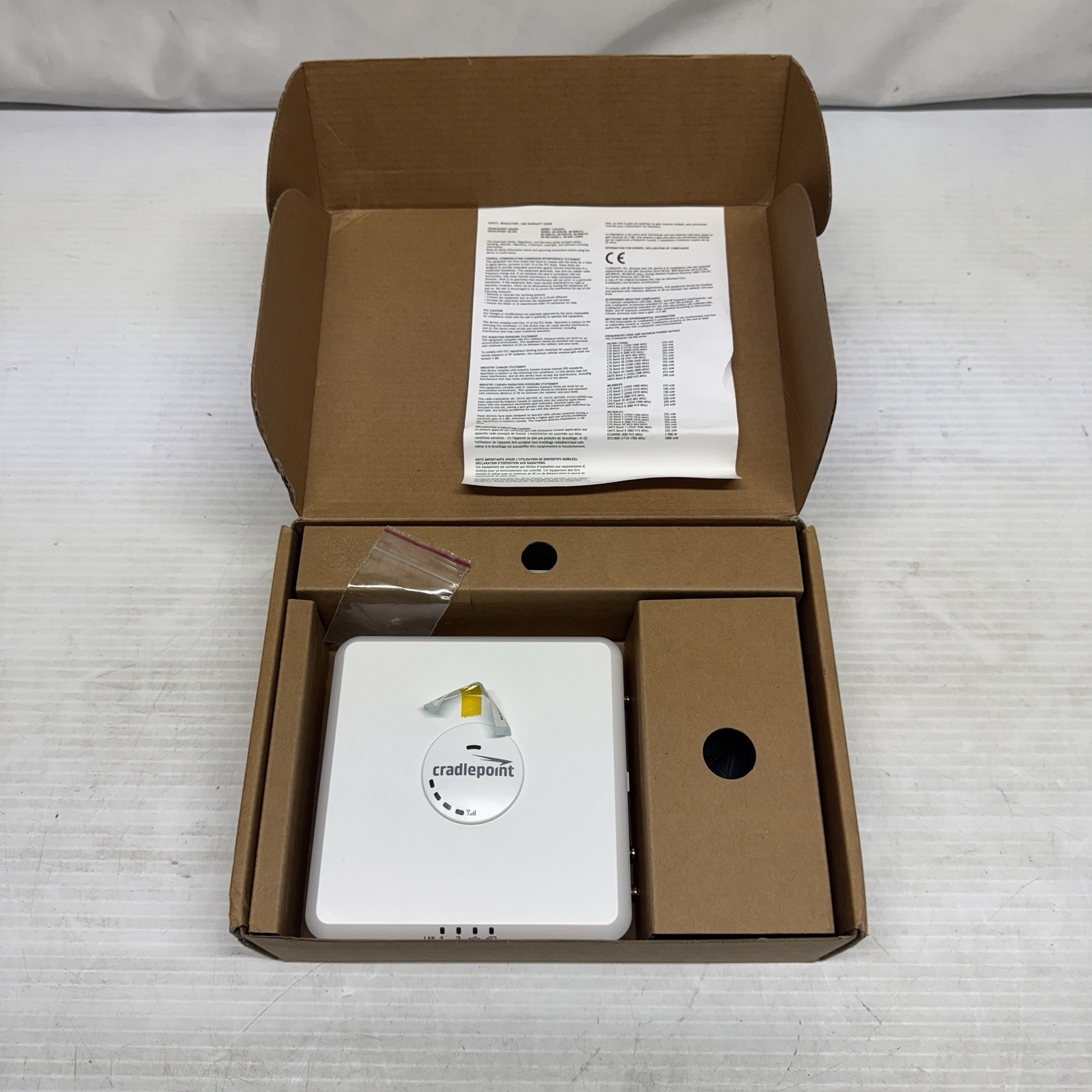 Cradlepoint CBA850 4G LTE Mobile Broadband Router