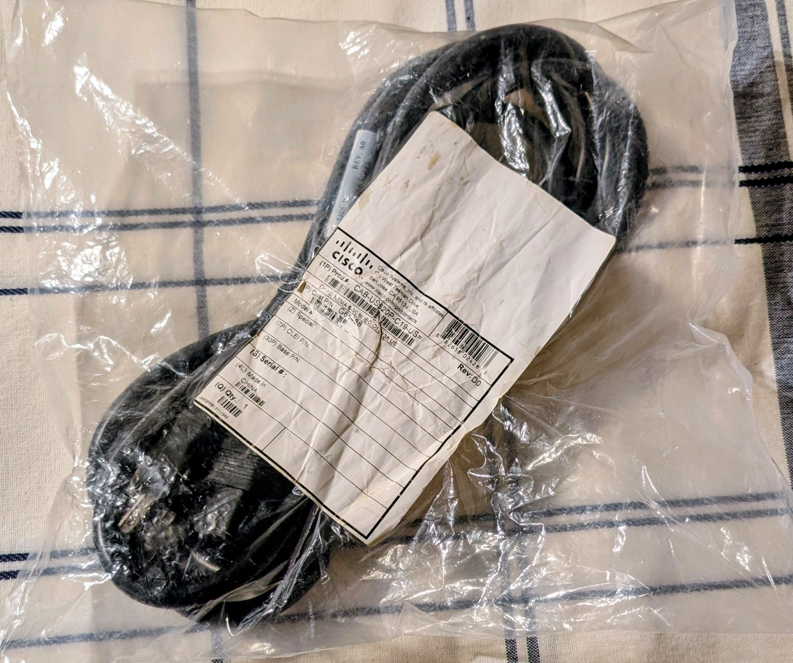 GENUINE CISCO Power Cord CAB-US620P-C19-US, 13 Ft, 300V, NEMA 6-20 to C19, NEW