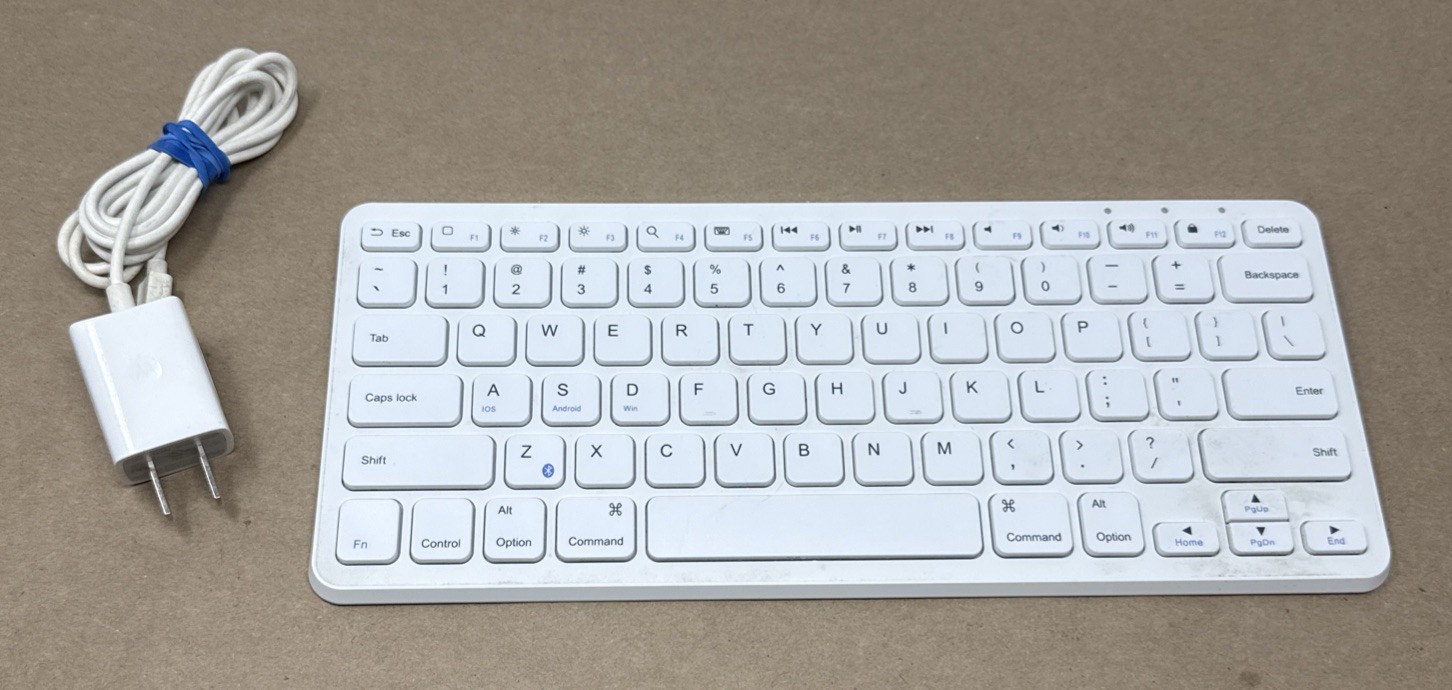 Anker A7721 Ultra Compact Bluetooth Keyboard White Wireless - EUC