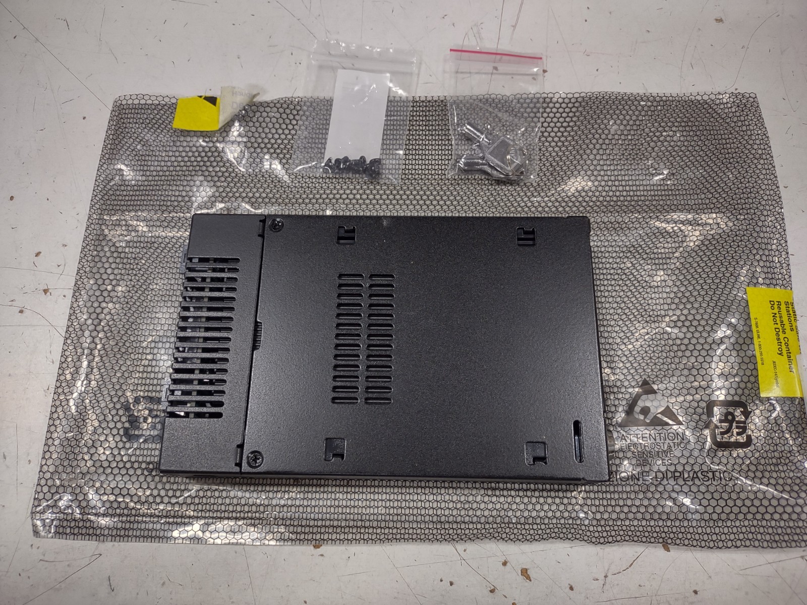 ICY DOCK TOUGH ARMOR DUAL M.2 NVMe SSD PCIe 4.0 3.5" BAY, MB834M2K-B