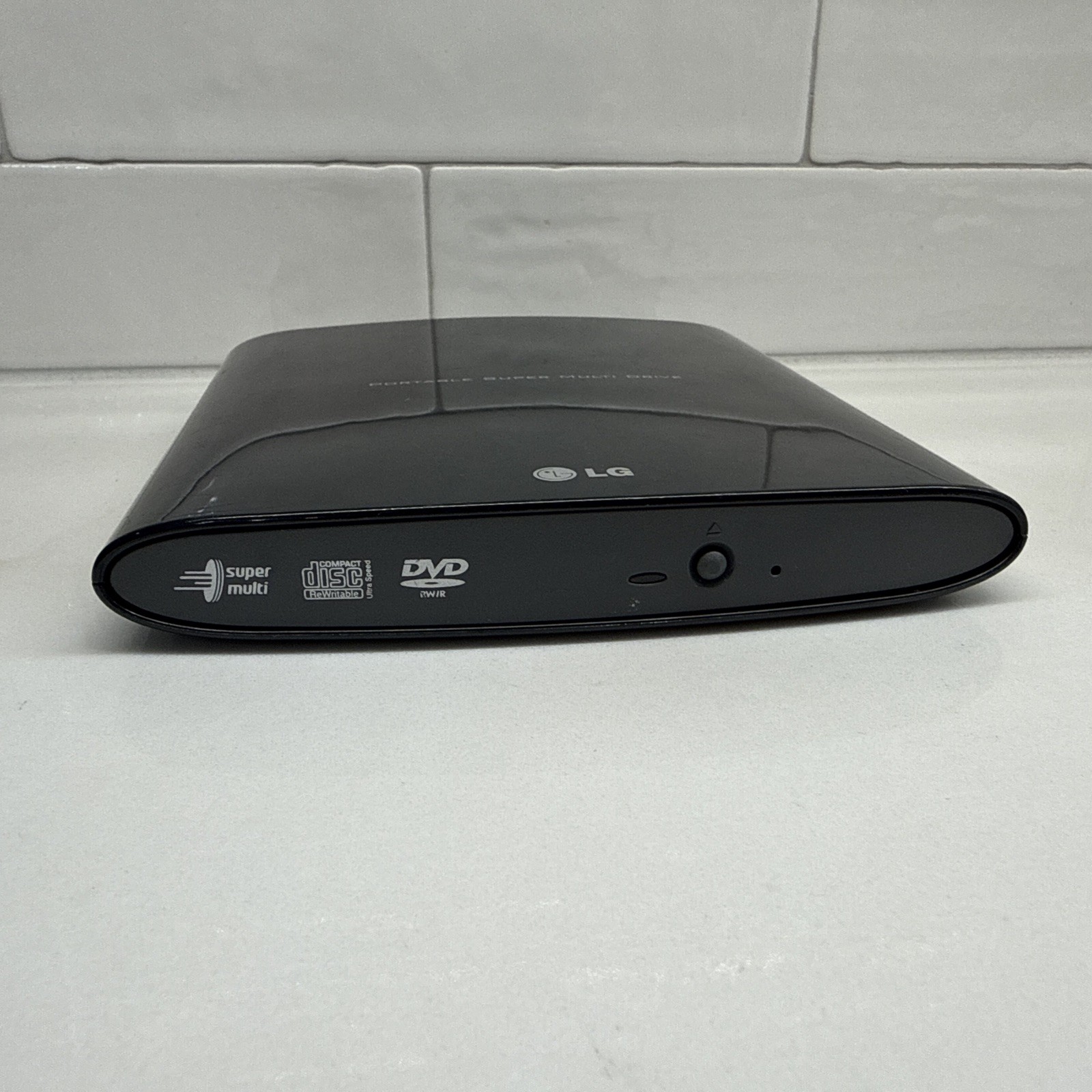 LG Portable Super Multi Drive Model GP08NU6B External DVD Rewriter Only Tested