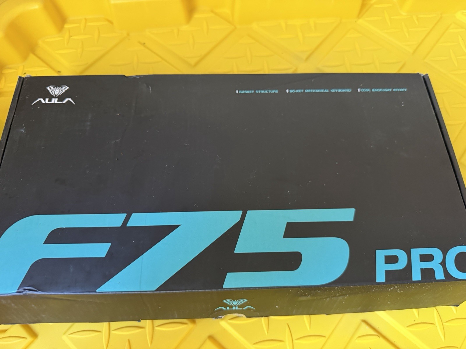 AULA F75 PRO Wireless Keyboard 2.4GHz/Type-C/BT5.0 White+Gradient Blue- Open Box