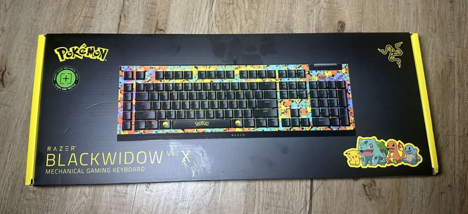 NEW Razer  BlackWidow V4 X Full Size Wired Mechanical Green Clicky Switch Gaming