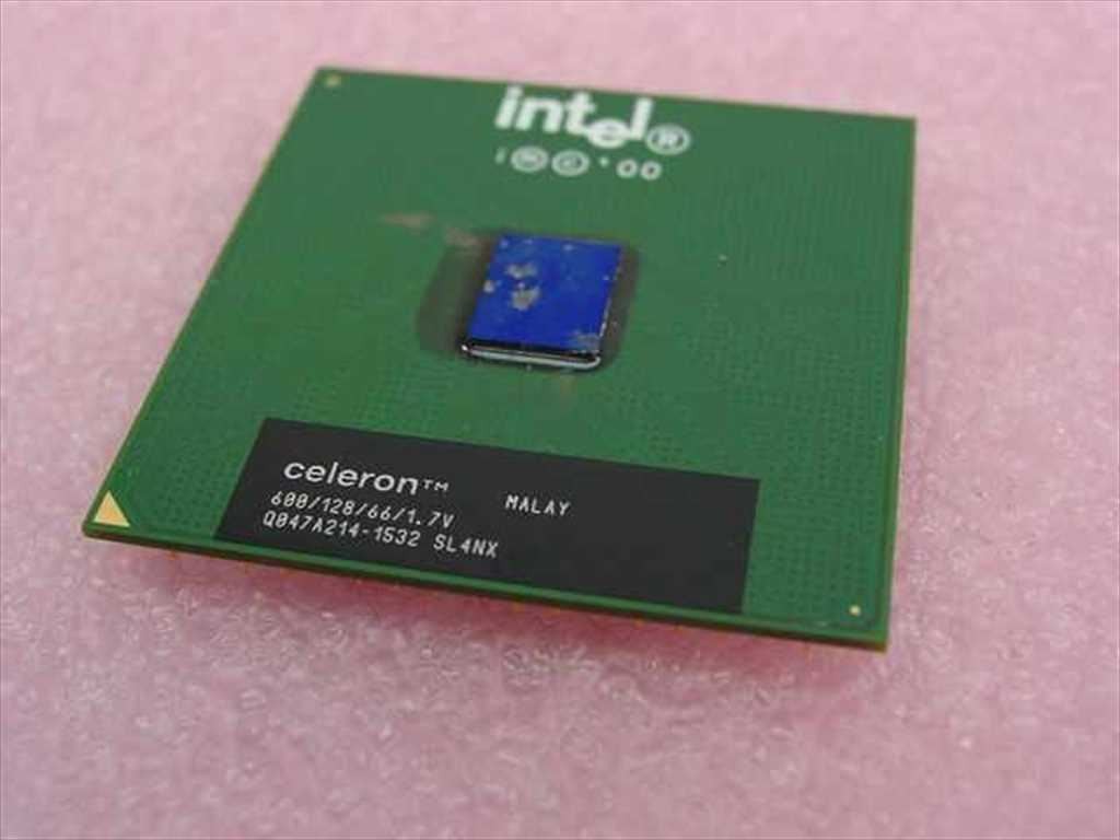Intel Celeron SL4NX 600MHz CPU Socket 370 PPGA 600/128/66/1.7V Processor