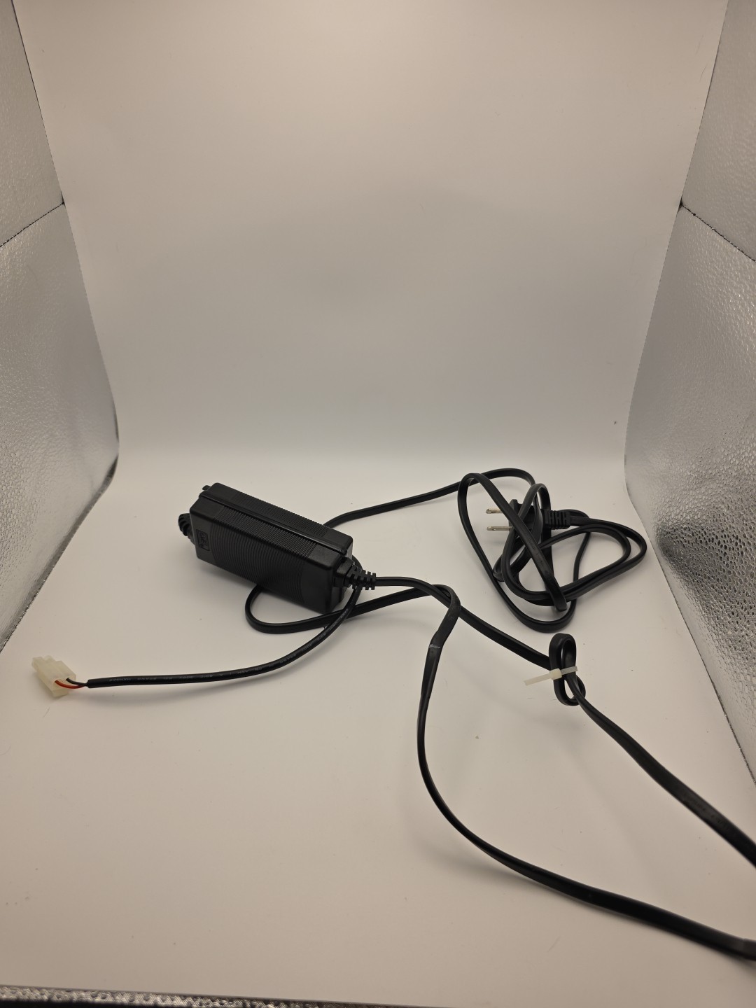 GVE 24V 2A AC/DC Adapter GM51-240200-1DE Replacement Part Er-wp01 Thereye Water