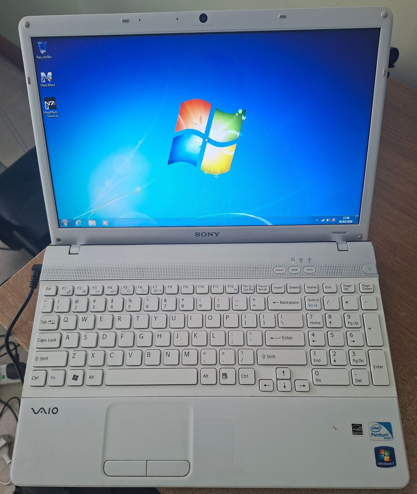 Sony Vaio VPCEB3F4E\PCG-71311M & VPCEE3JOE\PCG-61611M Laptops 15.6" Mass Effect