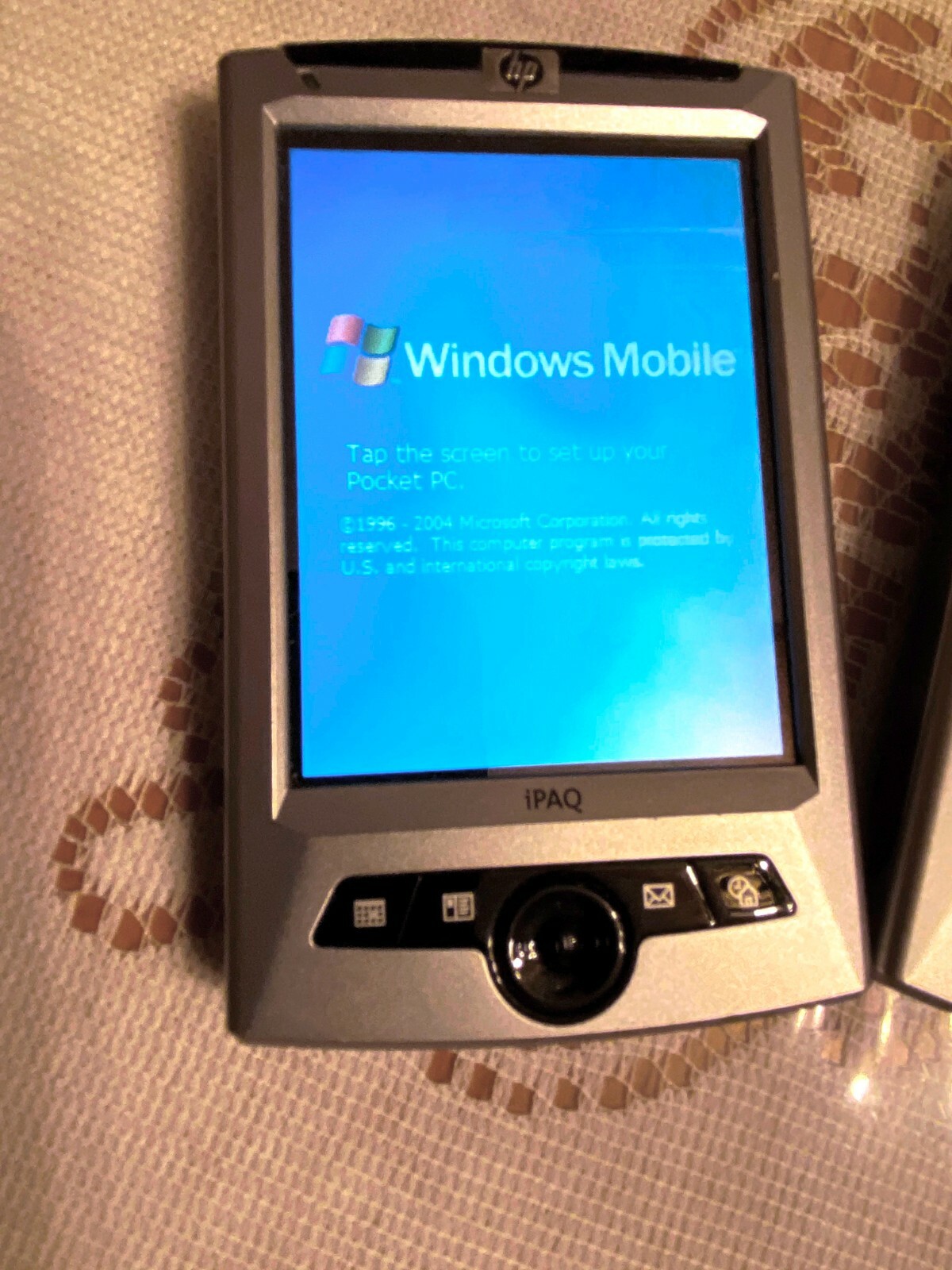  HP iPAQ rz1710 Pro 3.5" (handheld Windows Mobile) pocket PC ONLY (NO CHARGER)  