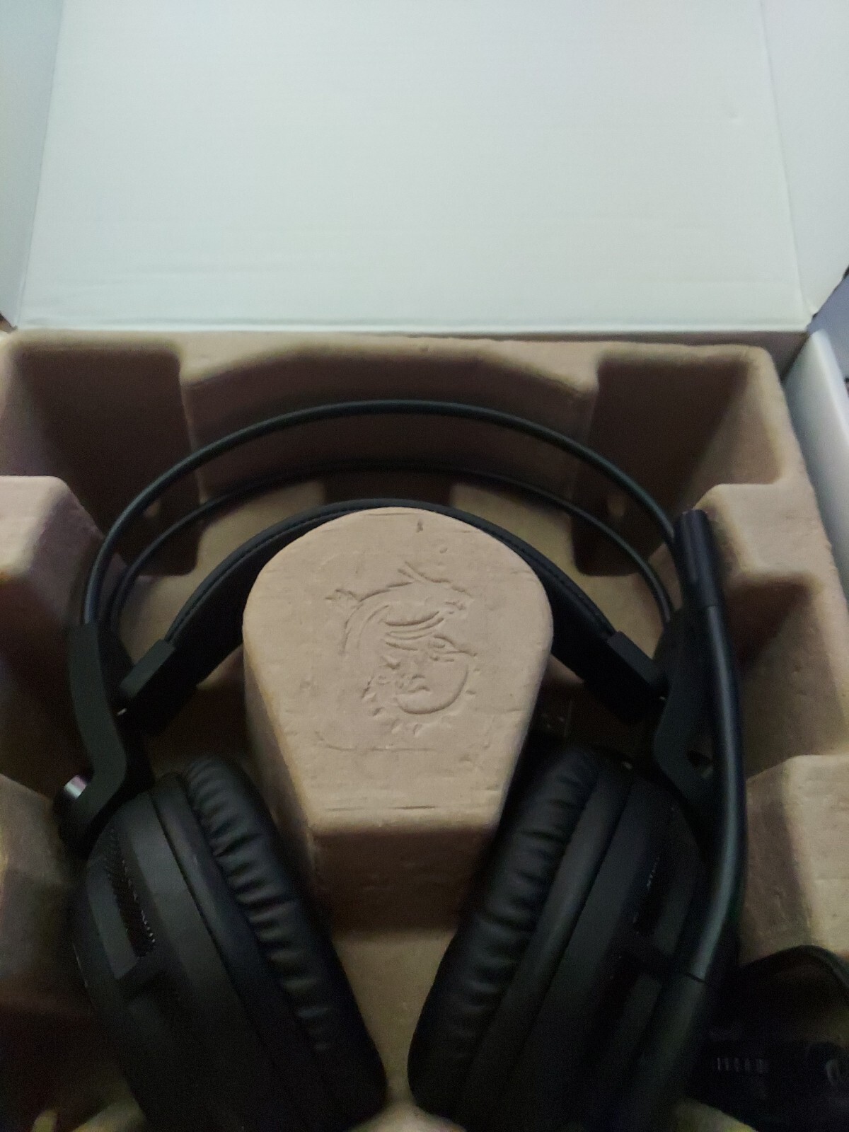 MSI DS502 GAMING Headset with Surround Sound and Vibration