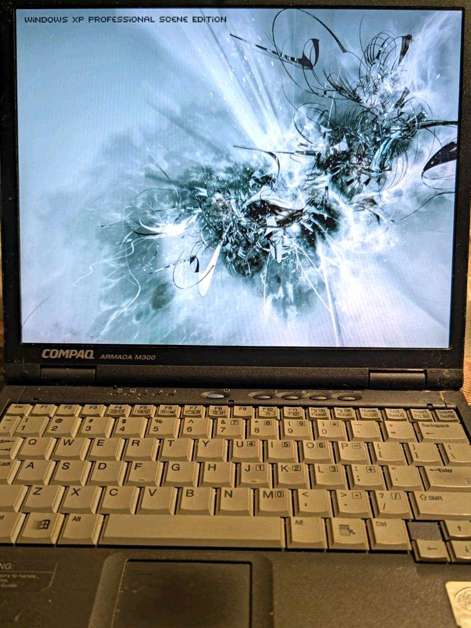 Compaq Armada M300 12in Pentium III 128MB 20GB HDD Win 2000 Pro Black