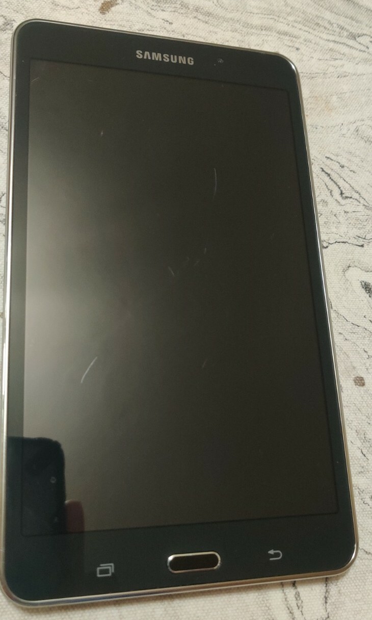 8/10 Samsung Galaxy Tab 4 SM-T237P 16GB, Wi-Fi   4G (Sprint) 7" Ebony Black