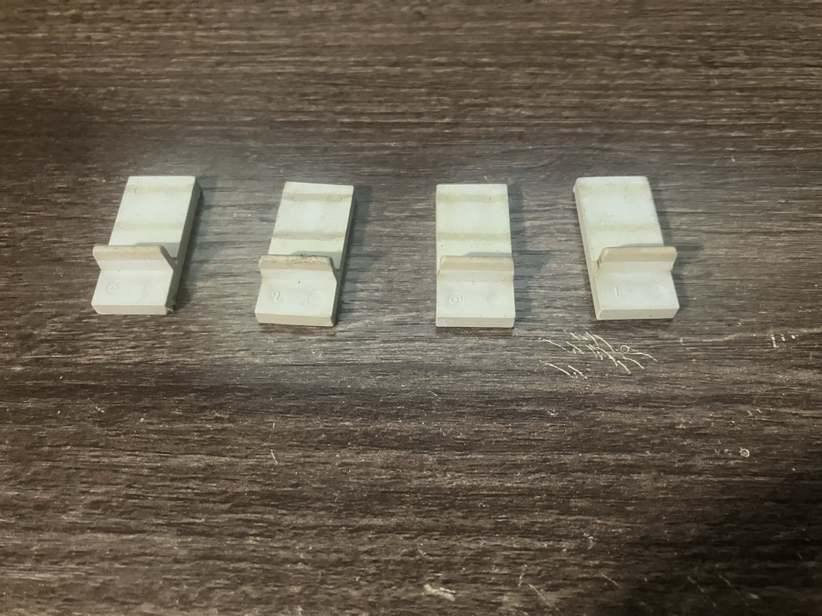 Apple Macintosh IICX, IICI And Quadra 700  Oem Rubber Feet Set Of 4 Feet